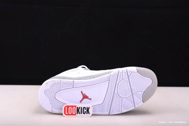 Cheap Husky 4 Retro CT8527-100 (2021) Oreo White Jordan 0821